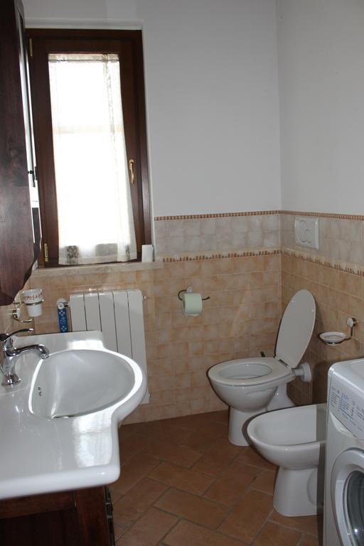 Agriturismo Colle D' Oro Pescia Romana Habitación foto