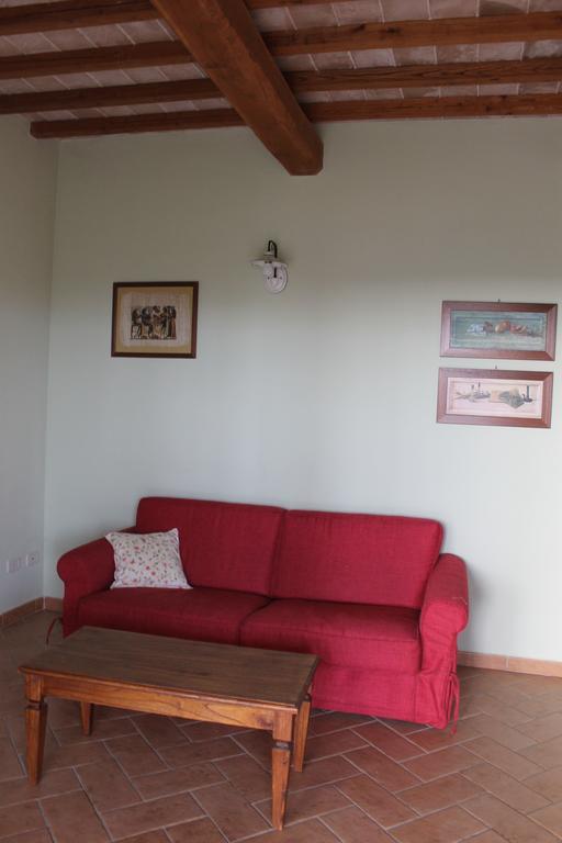 Agriturismo Colle D' Oro Pescia Romana Habitación foto